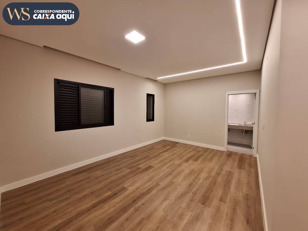 Casa à venda com 4 quartos, 190m² - Foto 16