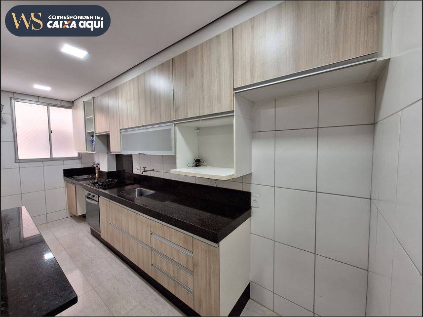 Apartamento à venda com 2 quartos, 60m² - Foto 5